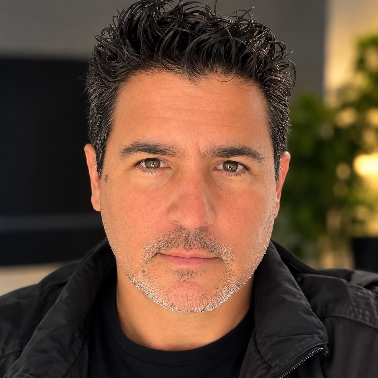 Retrato de Charly Fornas